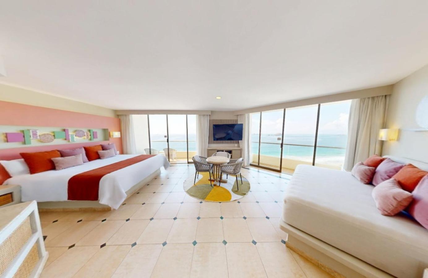 Sun Club Family Suite Ocean Front