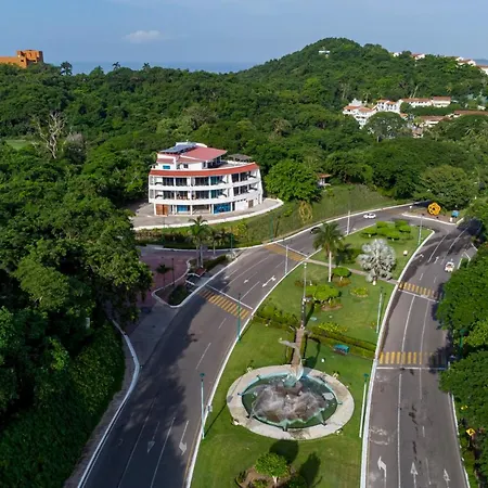La Loma Suites-2