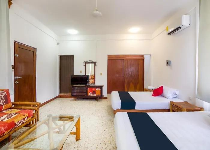 Hotel Adelita Zihuatanejo