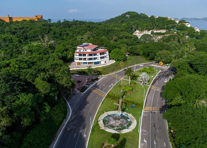 La Loma Suites Ixtapa 